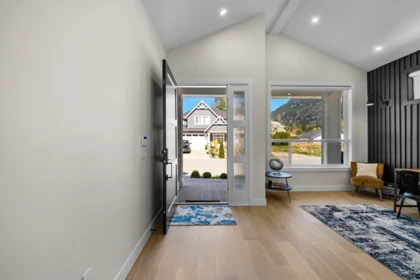 862 Willow Place, Harrison Hot Springs, BC, Harrison Hot Springs — Single Family Residence for sale