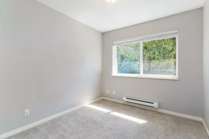 Basement Recreation Room Photo of 132 Shoreline Circle, Port Moody, BC