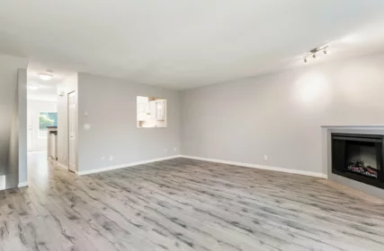 Guest Bathroom Photo of 132 Shoreline Circle, Port Moody, BC