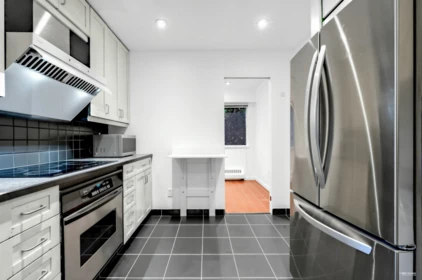 Office / Den Photo of 1109 235 Keith Road, West Vancouver, BC
