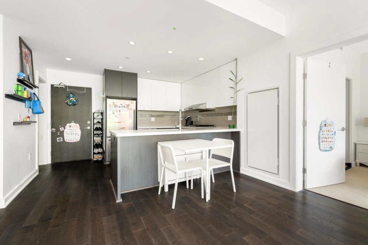 Dining Area Photo of 222 5311 Cedarbridge Way, Richmond, BC