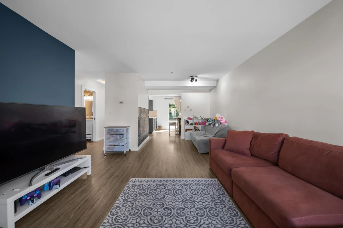 Family Room Photo of 69 3087 Immel Street, Abbotsford, BC