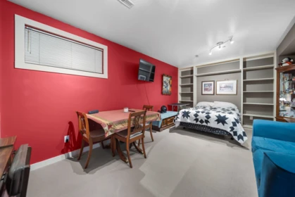 Hallway Photo of 69 3087 Immel Street, Abbotsford, BC