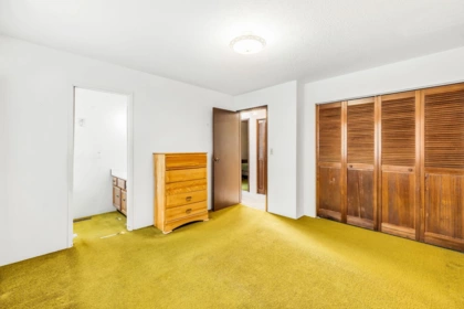 Powder Room Photo of 13886 78 Avenue, Surrey, BC