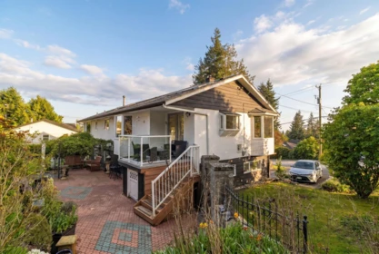 Basement Recreation Room Photo of 420 Monteray Avenue, North Vancouver, BC