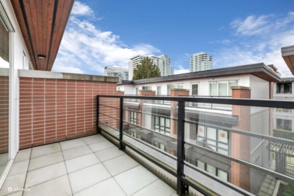 Garden / Landscaping Photo of 5 338 W 64 Avenue, Vancouver, BC