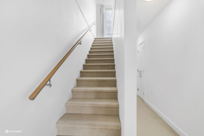 Hallway Photo of 5 338 W 64 Avenue, Vancouver, BC