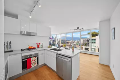 1205 188 Keefer Street, Vancouver, BC, Vancouver — Apartment/Condo for sale