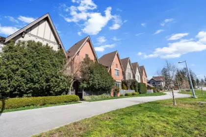 16447 24 Avenue, Surrey, BC, Surrey — Single Family Residence for sale
