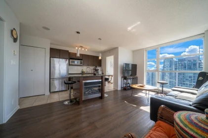 Kitchen Photo of 2908 1199 Seymour Street, Vancouver, BC