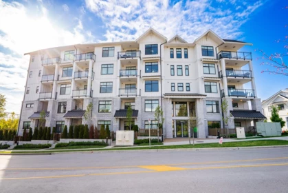 201 3315 148 Street, Surrey, BC, Surrey — Apartment/Condo for sale