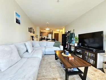 321 3323 151 Street, Surrey, BC, Surrey — Apartment/Condo for sale