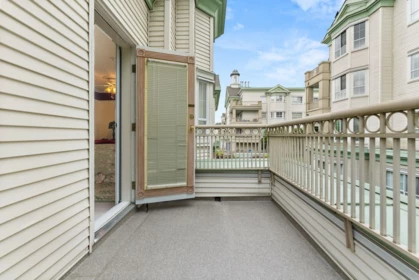 Backyard Photo of 302 15258 105 Avenue, Surrey, BC