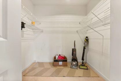 Mudroom Photo of 302 15258 105 Avenue, Surrey, BC