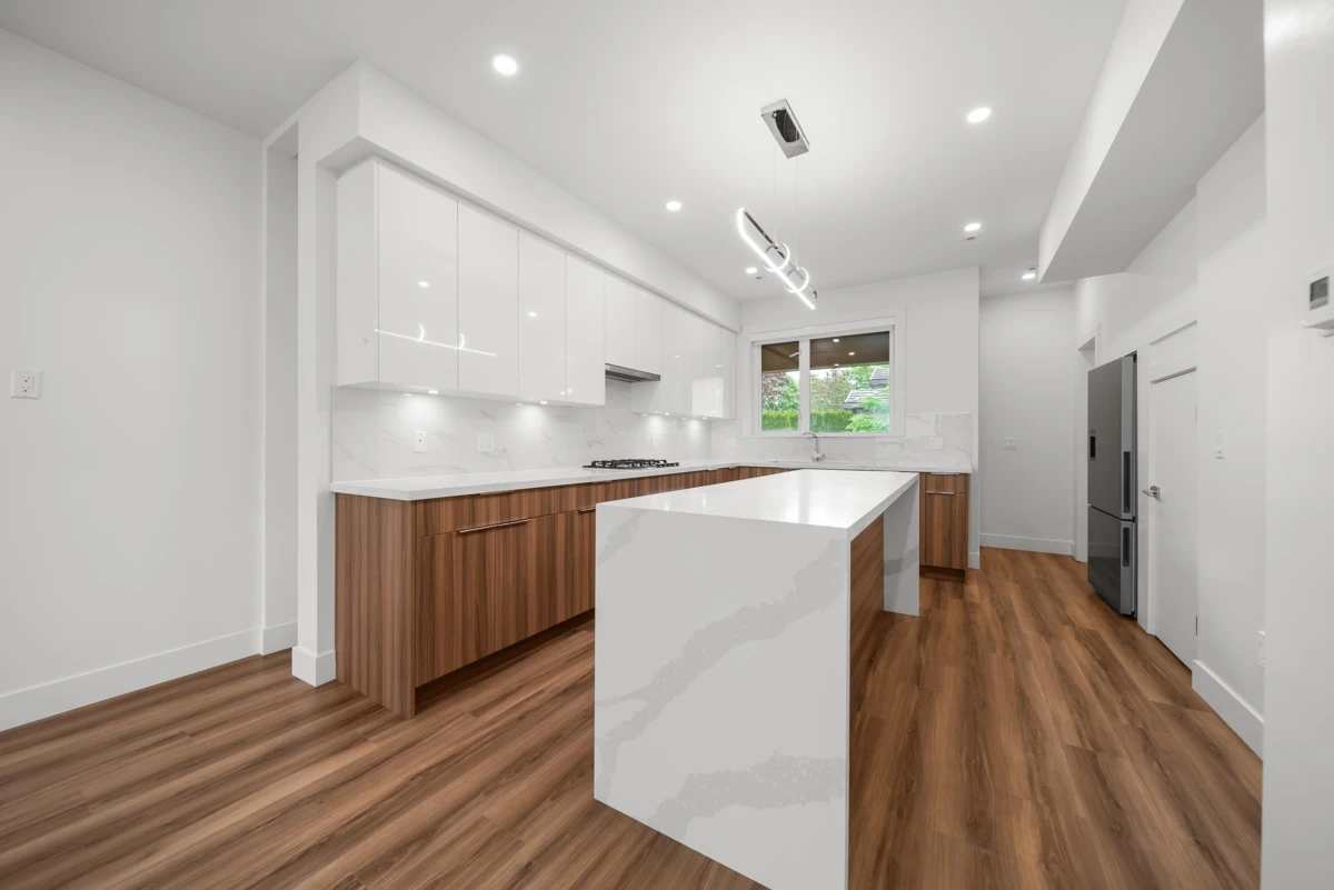 Living Room Photo of 9 5858 132 Street, Surrey, BC