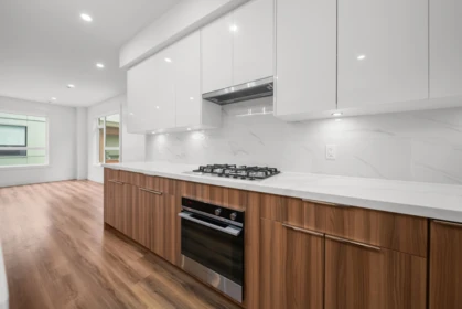 Kitchen Photo of 9 5858 132 Street, Surrey, BC