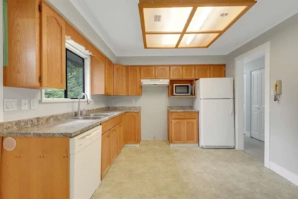 Breakfast Nook Photo of 19984 44 Avenue, Langley, BC