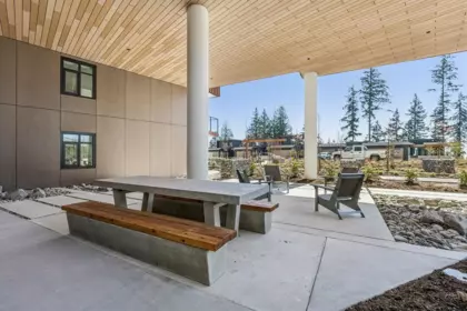 Garden / Landscaping Photo of 704 3963 Uplands Way, West Vancouver, BC