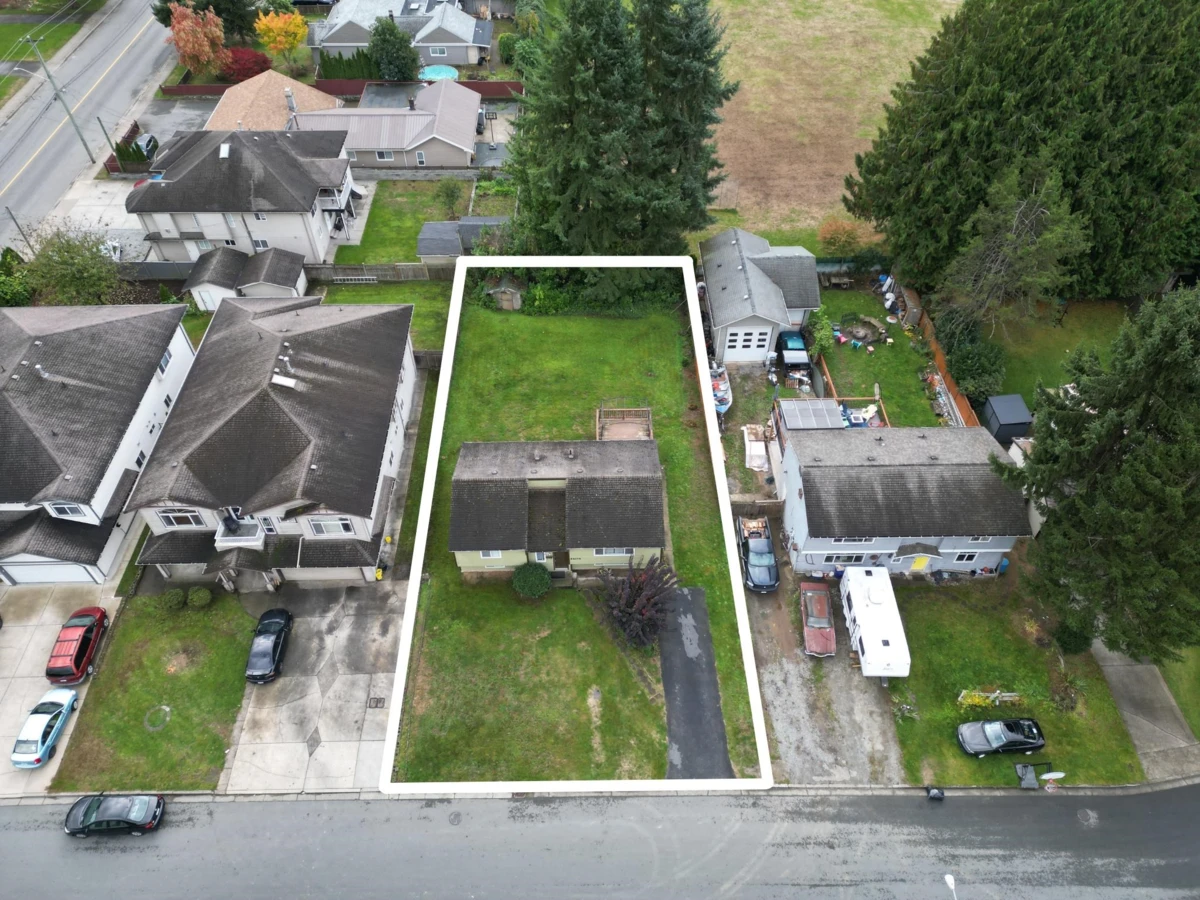 Family Room Photo of 32174 Sandpiper Place, Mission, BC