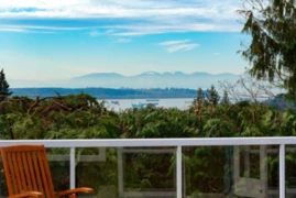 647 Blueridge Avenue, North Vancouver, BC