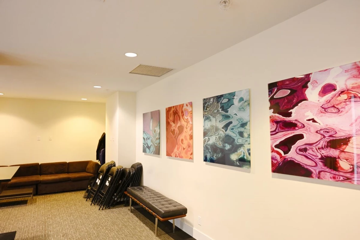 Family Room Photo of 1403 888 Homer Street, Vancouver, BC
