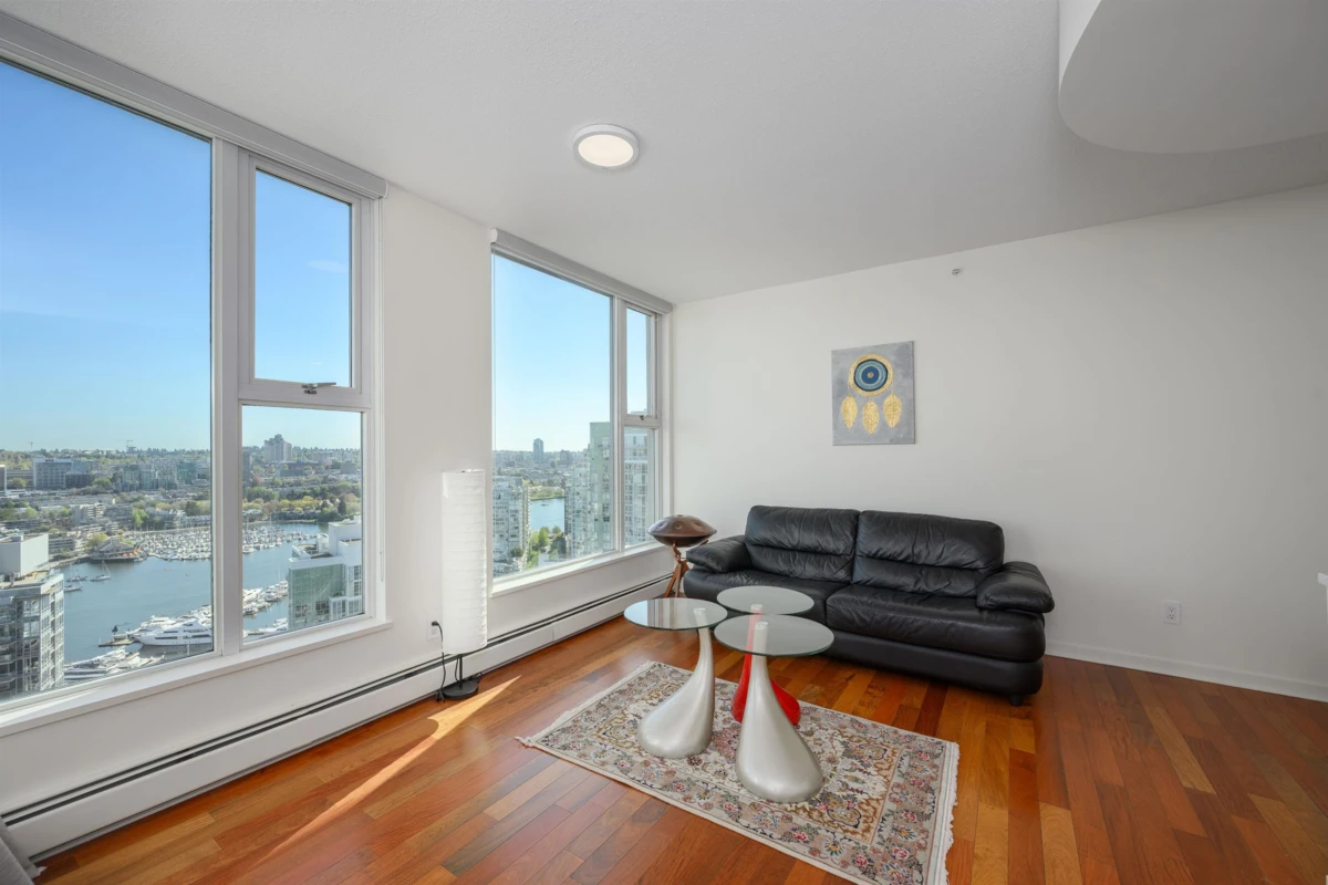 Dining Area Photo of 3707 1009 Expo Boulevard, Vancouver, BC