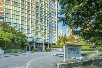 Outdoor Patio Photo of 3707 1009 Expo Boulevard, Vancouver, BC