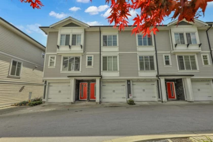 24 14499 64 Avenue, Surrey, BC, Surrey — Townhouse for sale