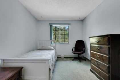 Bedroom 3 Photo of 3307 13827 100 Avenue, Surrey, BC