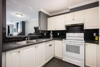 202 12207 224 Street, Maple Ridge, BC, Maple Ridge — Apartment/Condo for sale