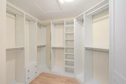 Mudroom Photo of 483 Braewood Place, Bowen Island, BC