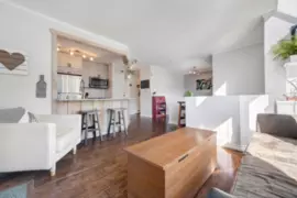 309 3721 Delbrook Avenue, North Vancouver, BC