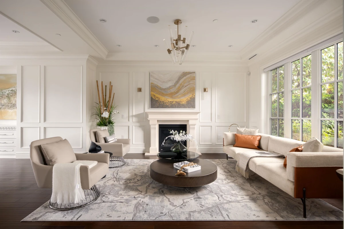 Family Room Photo of 3955 W Broadway, Vancouver, BC