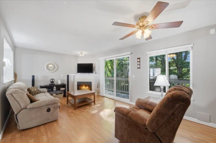 Breakfast Nook Photo of 39 7640 Blott Street, Mission, BC