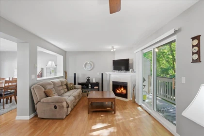 Kitchen Island Photo of 39 7640 Blott Street, Mission, BC