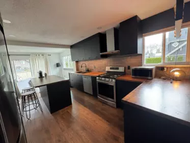 Breakfast Nook Photo of 2790 W 12th Avenue, Vancouver, BC