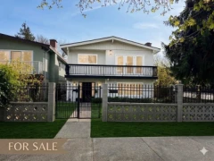 2790 W 12th Avenue, Vancouver, BC