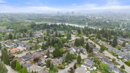 Swimming Pool Photo of 6235 Ashworth Avenue, Burnaby, BC