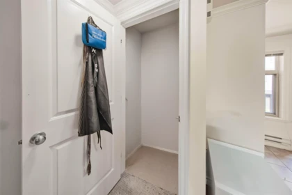Primary Bathroom Photo of 22 6238 192 Street, Surrey, BC