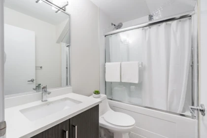 Bedroom 3 Photo of 7 7247 140 Street, Surrey, BC