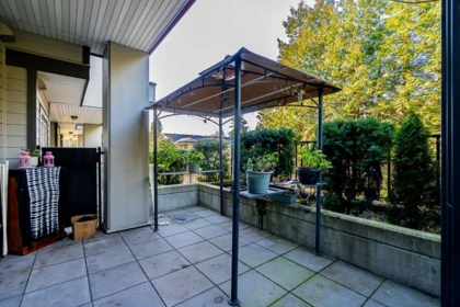 Office / Den Photo of 7 7247 140 Street, Surrey, BC