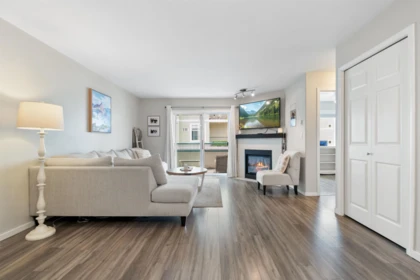 Kitchen Photo of 205 9143 Edward Street, Chilliwack, BC