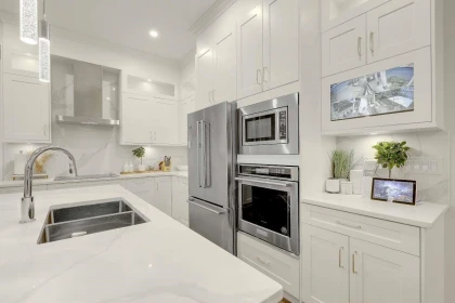 17849 E Barnston Drive, Surrey, BC, Surrey — Single Family Residence for sale