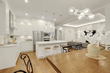 17849 E Barnston Drive, Surrey, BC, Surrey — Single Family Residence for sale
