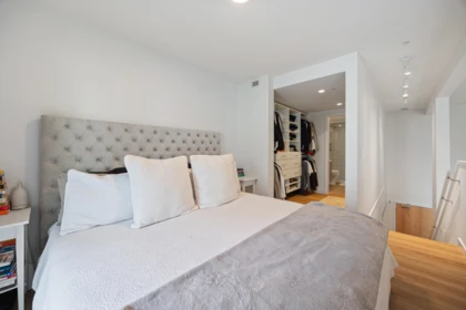 Office / Den Photo of 317 9888 University Crescent, Burnaby, BC
