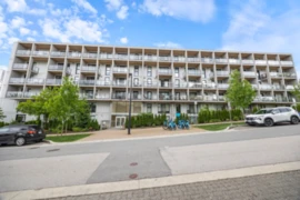 317 9888 University Crescent, Burnaby, BC