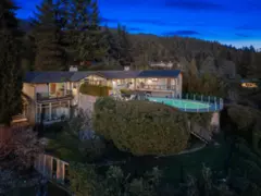 4570 Woodgreen Court, West Vancouver, BC