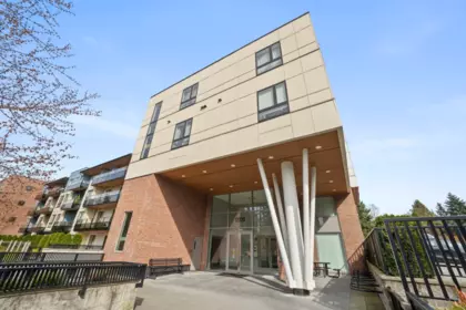 Office / Den Photo of 213 12320 222 Street, Maple Ridge, BC