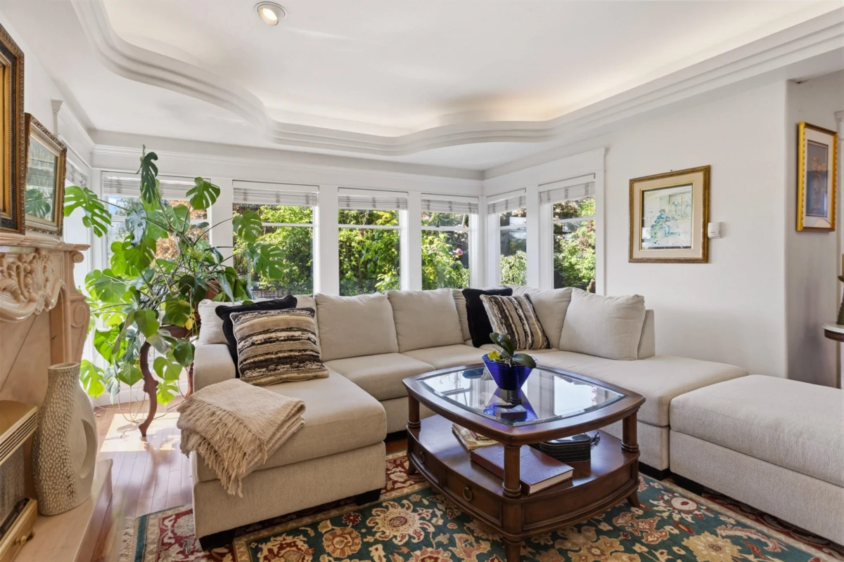 Family Room Photo of 2541 Marine Drive, West Vancouver, BC