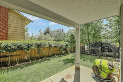 Outdoor Patio Photo of 1 14499 64 Avenue, Surrey, BC